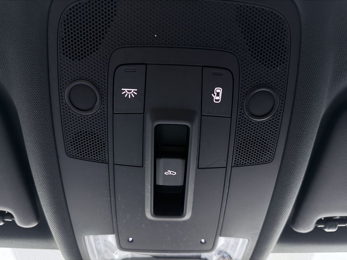 Audi A3 2022 - фото автомобиля