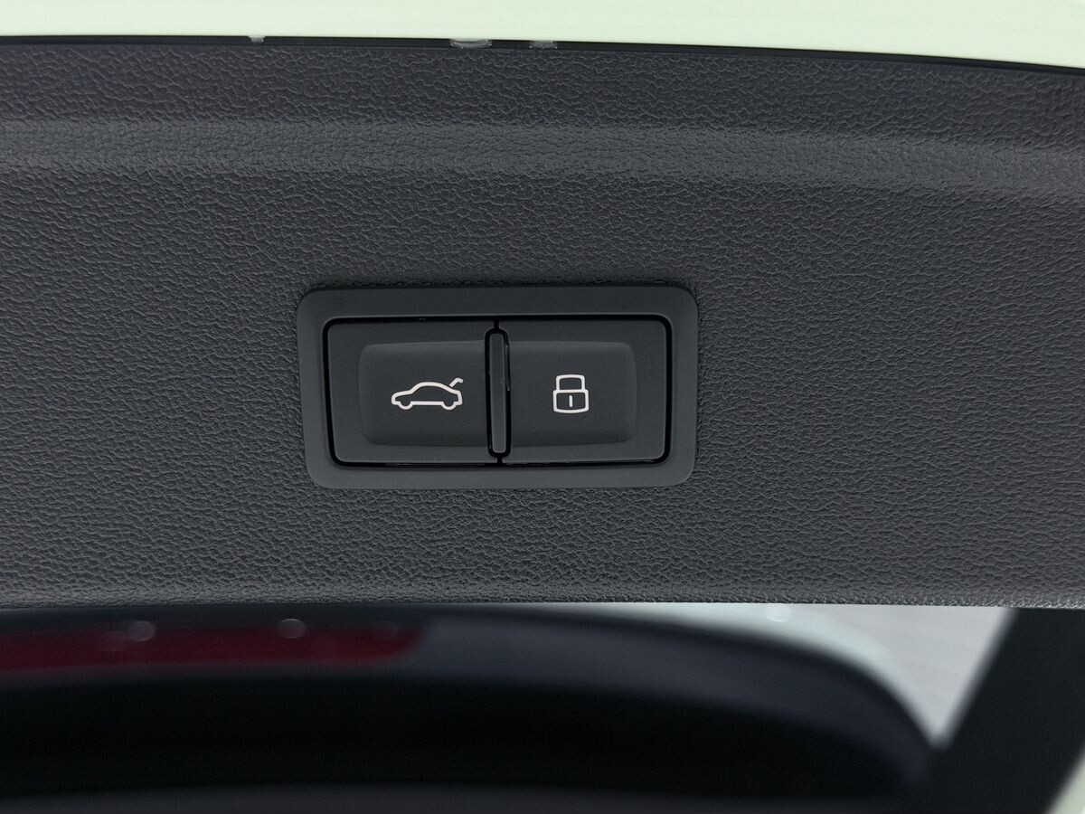 Audi A3 2022 - фото автомобиля