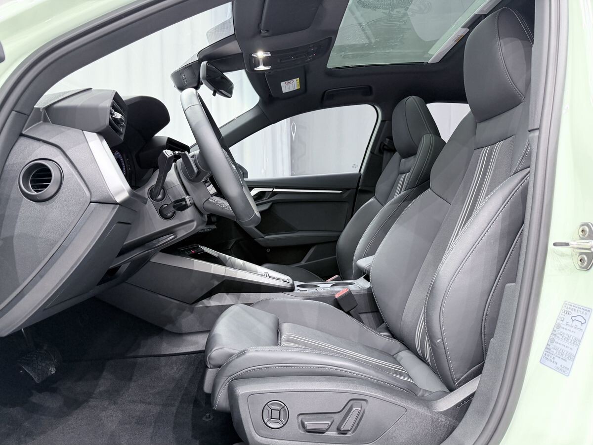 Audi A3 2022 - фото автомобиля