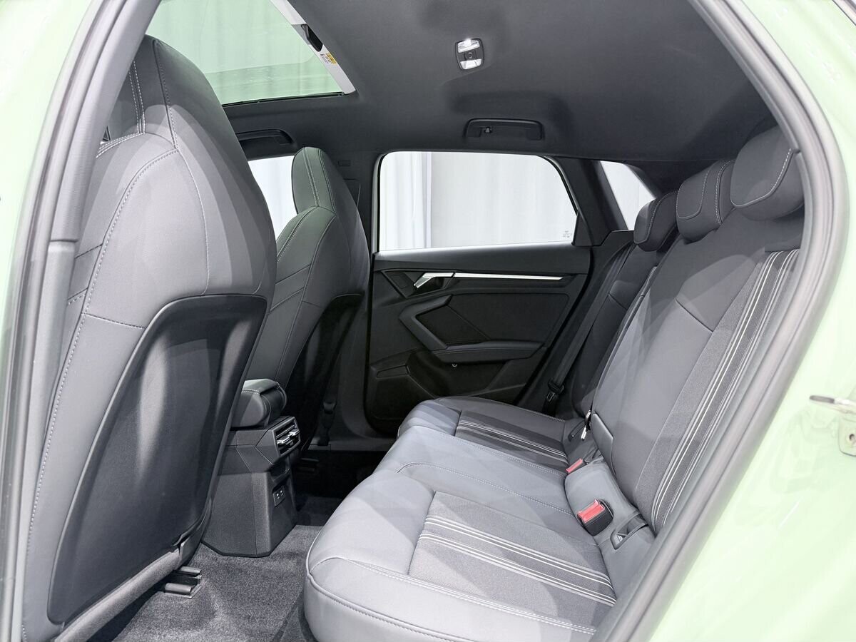 Audi A3 2022 - фото автомобиля