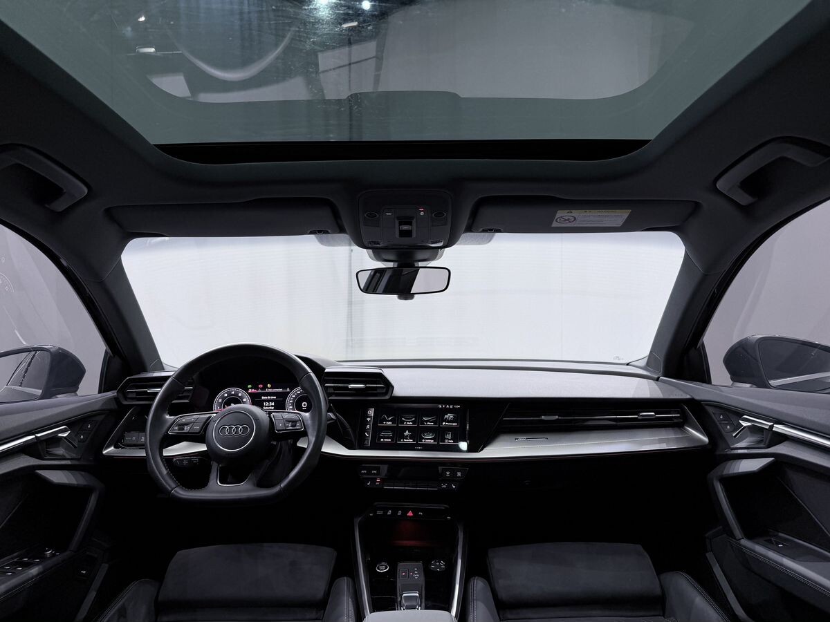 Audi A3 2022 - фото автомобиля
