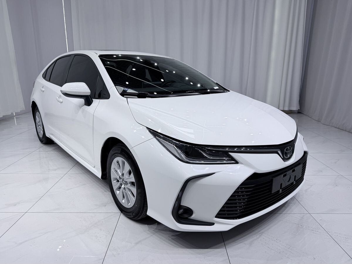 Toyota Corolla 2022 - фото автомобиля