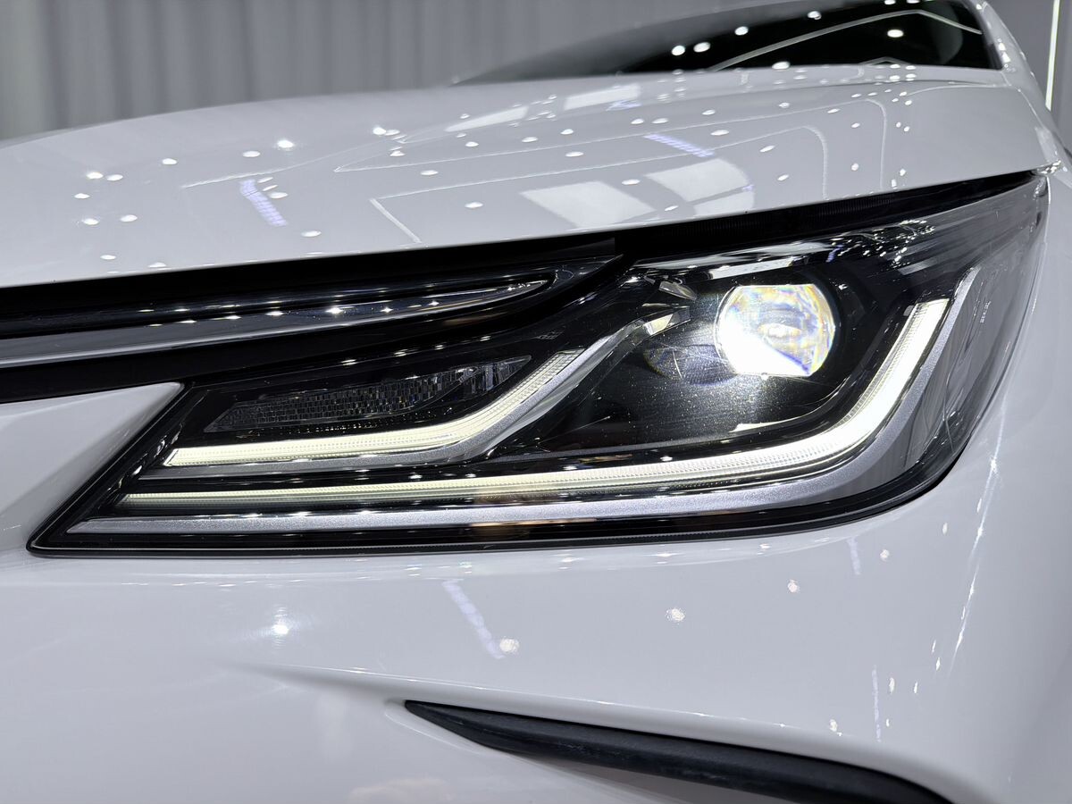 Toyota Corolla 2022 - фото автомобиля