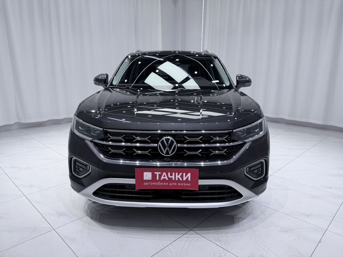 Volkswagen Tayron 2022 - фото автомобиля
