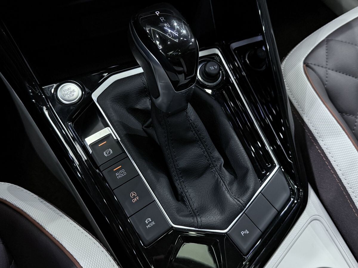 Volkswagen Tayron 2022 - фото автомобиля