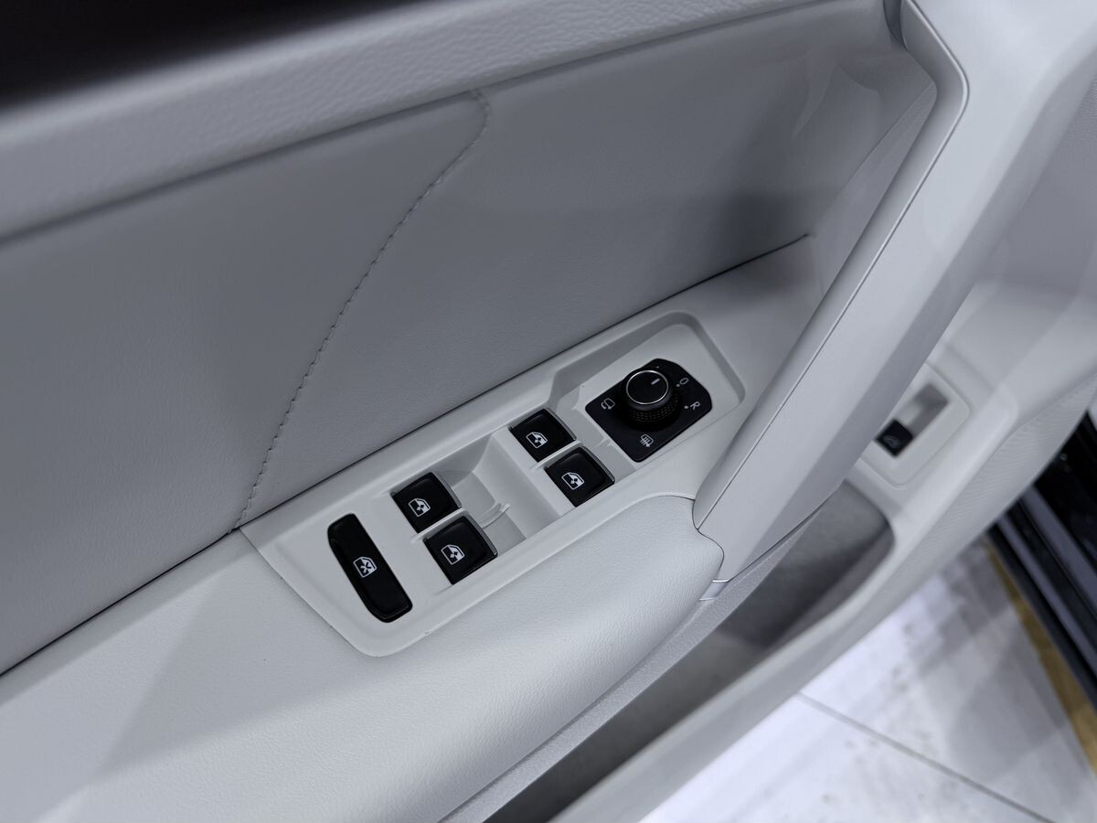 Volkswagen Tayron 2022 - фото автомобиля