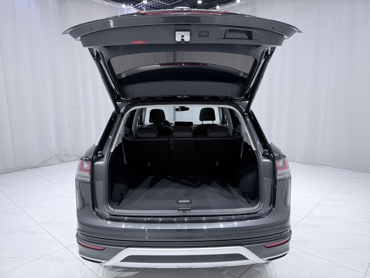 Volkswagen Tayron 2022 - фото автомобиля