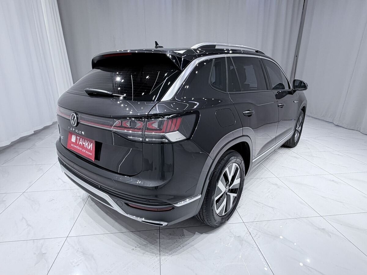 Volkswagen Tayron 2022 - фото автомобиля