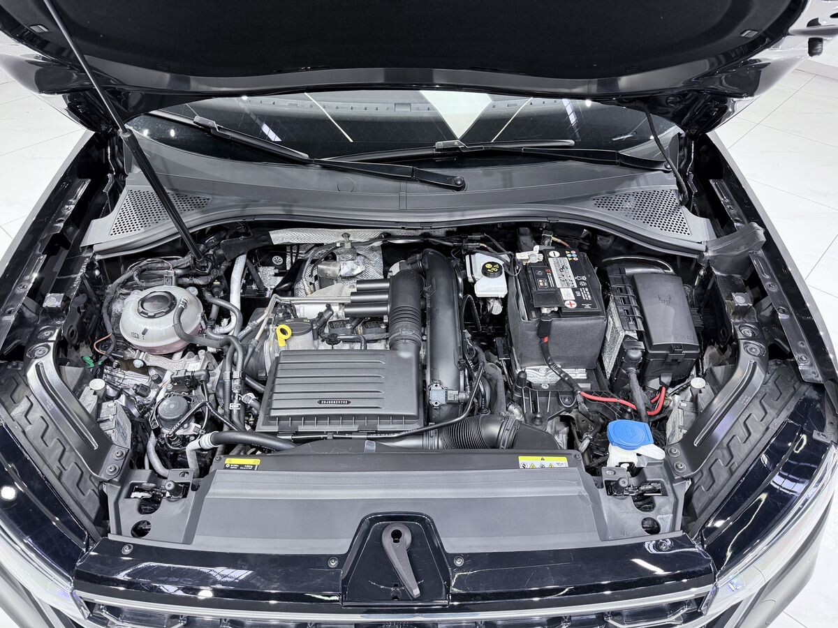 Volkswagen Tayron 2022 - фото автомобиля