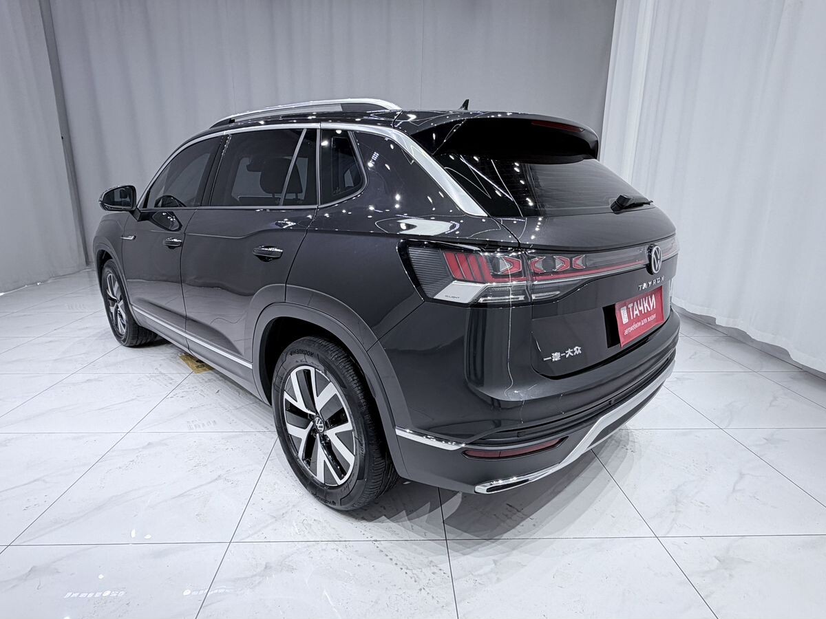 Volkswagen Tayron 2022 - фото автомобиля