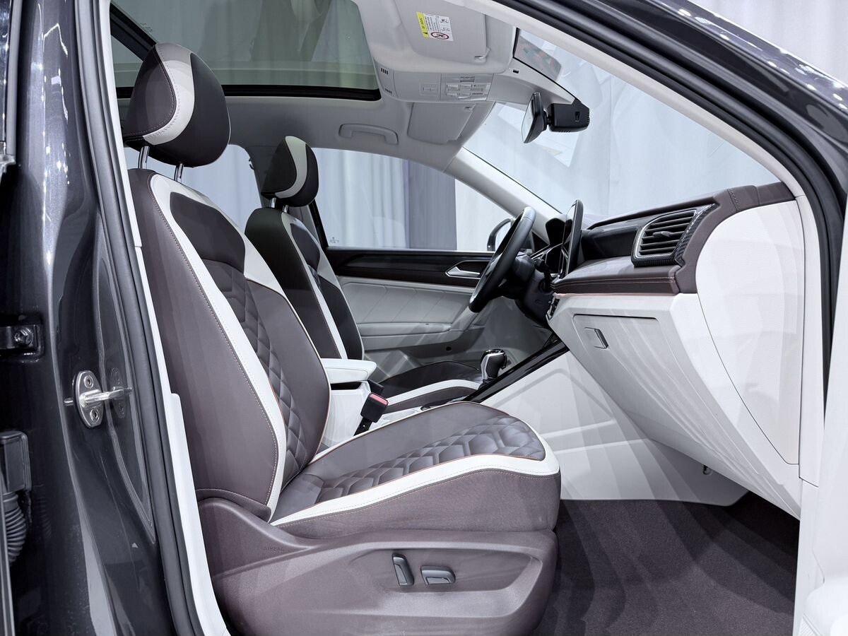 Volkswagen Tayron 2022 - фото автомобиля