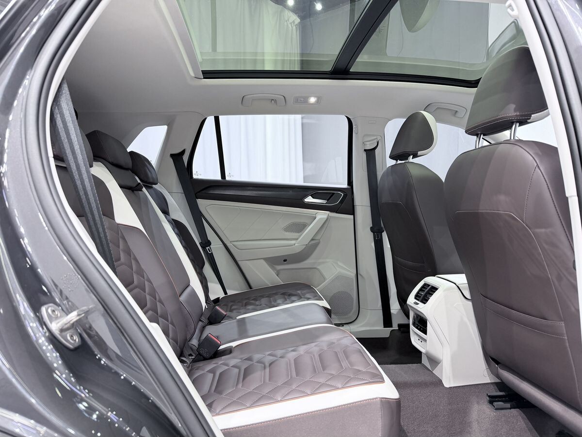 Volkswagen Tayron 2022 - фото автомобиля