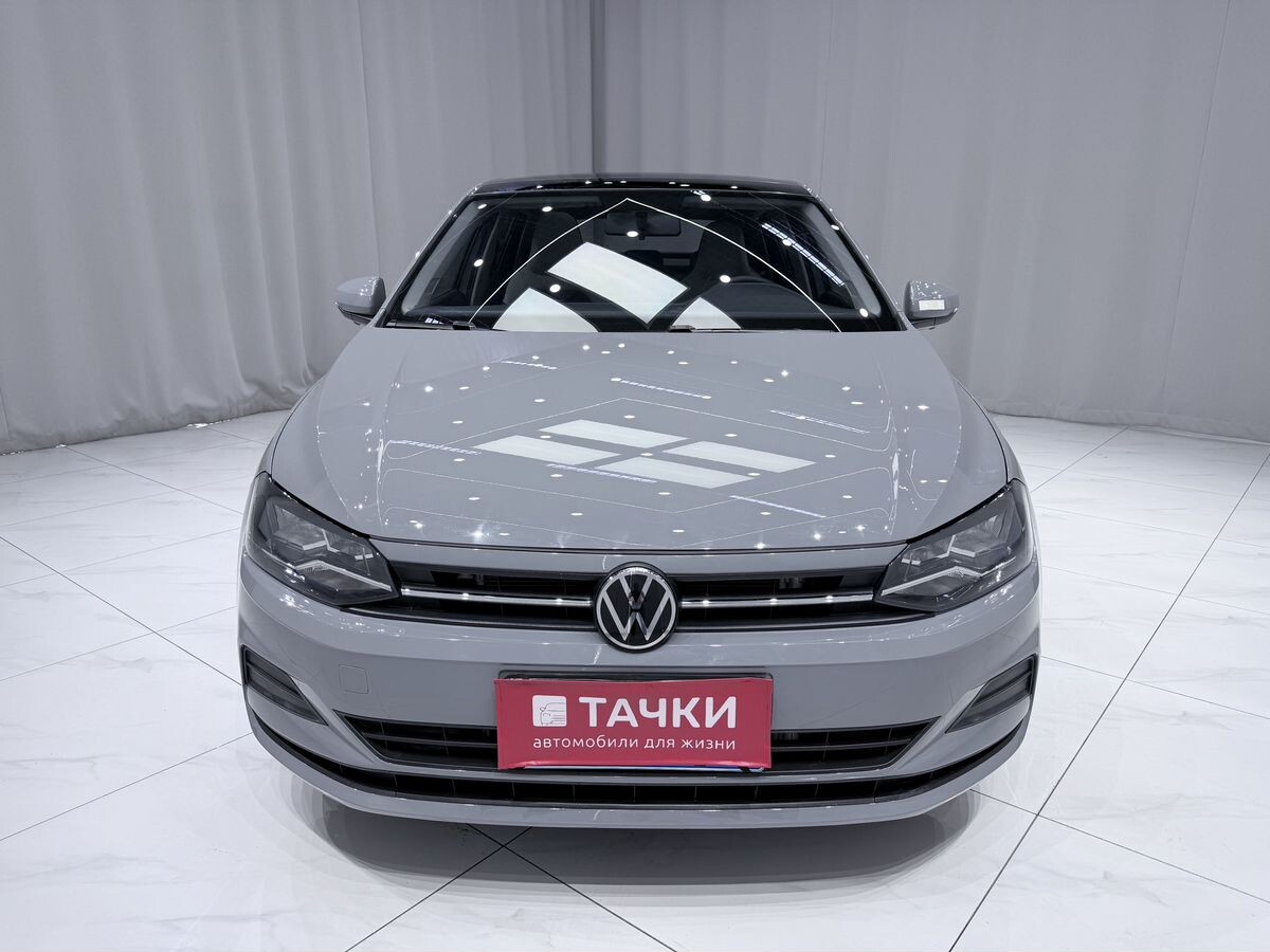 Volkswagen Polo 2022 - фото автомобиля