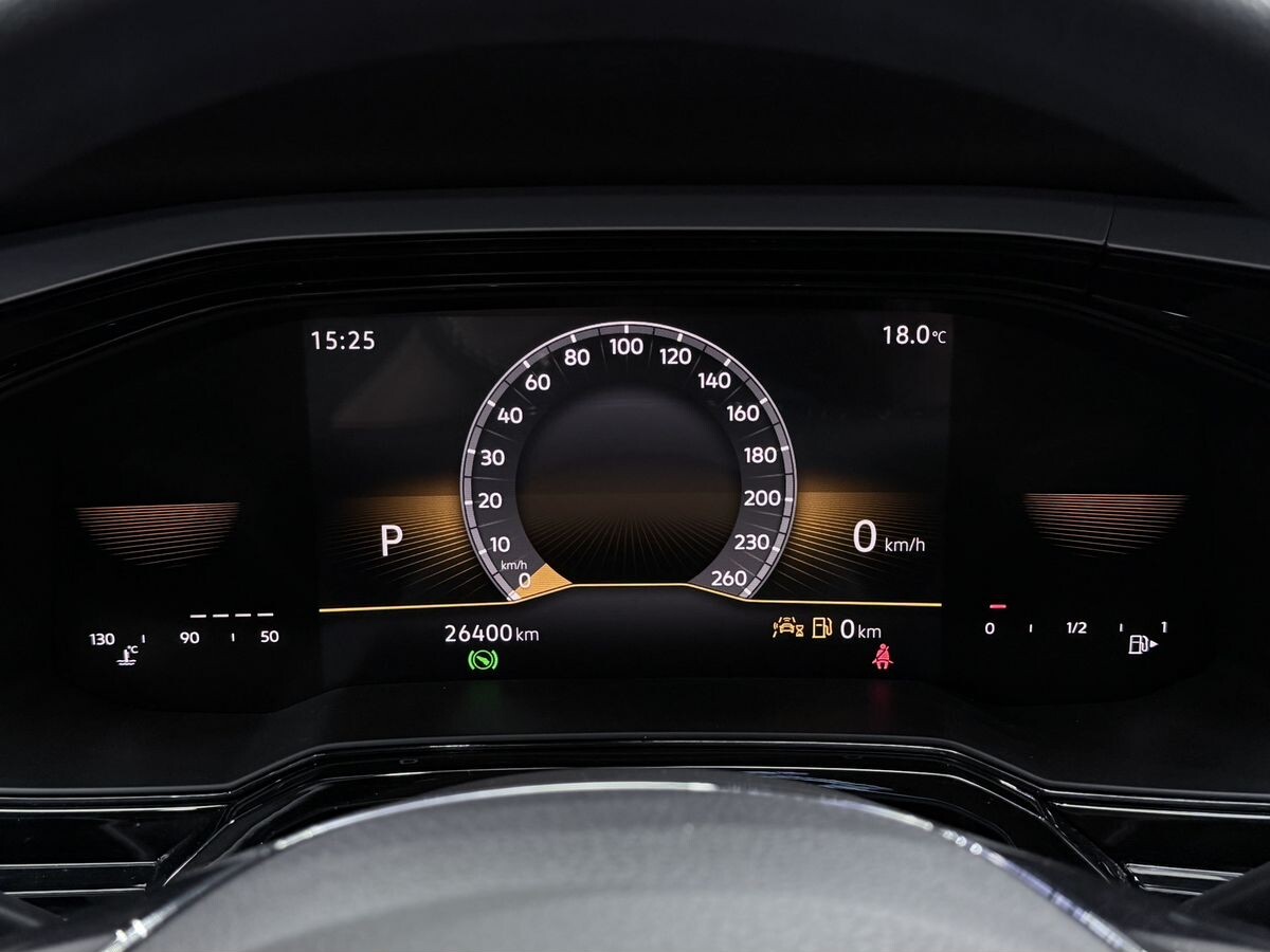 Volkswagen Polo 2022 - фото автомобиля