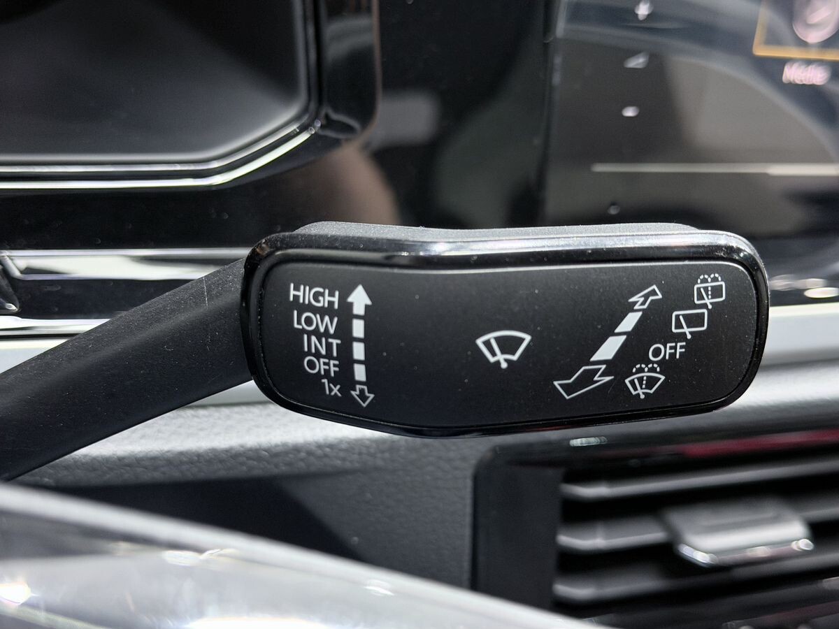 Volkswagen Polo 2022 - фото автомобиля