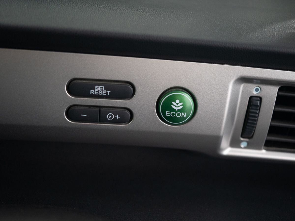 Honda Freed 2012 - фото автомобиля