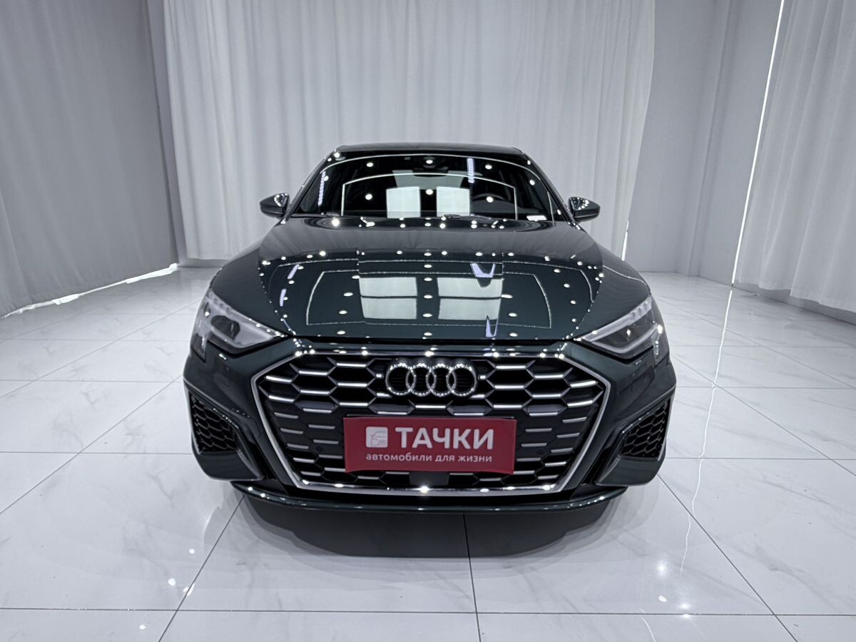 Audi A3 2021 - фото автомобиля