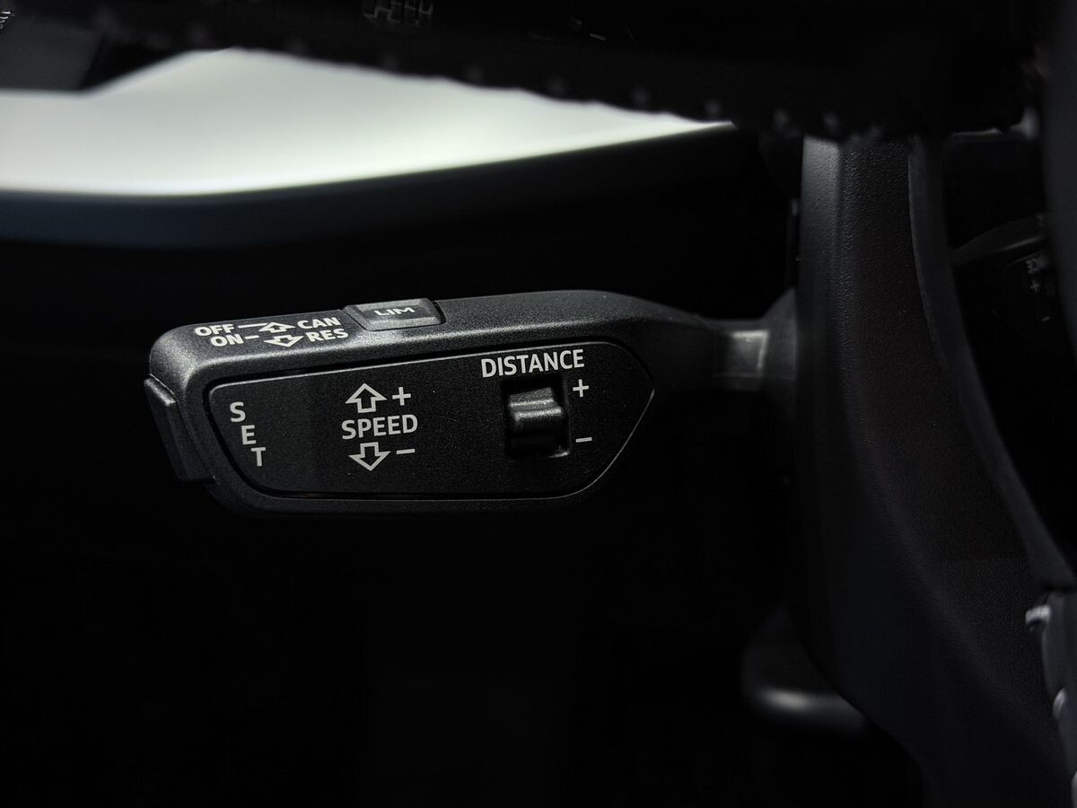 Audi A3 2021 - фото автомобиля