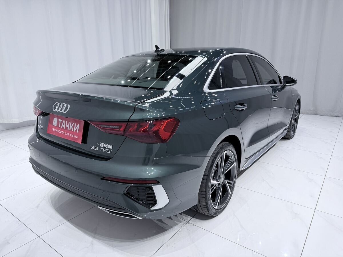 Audi A3 2021 - фото автомобиля