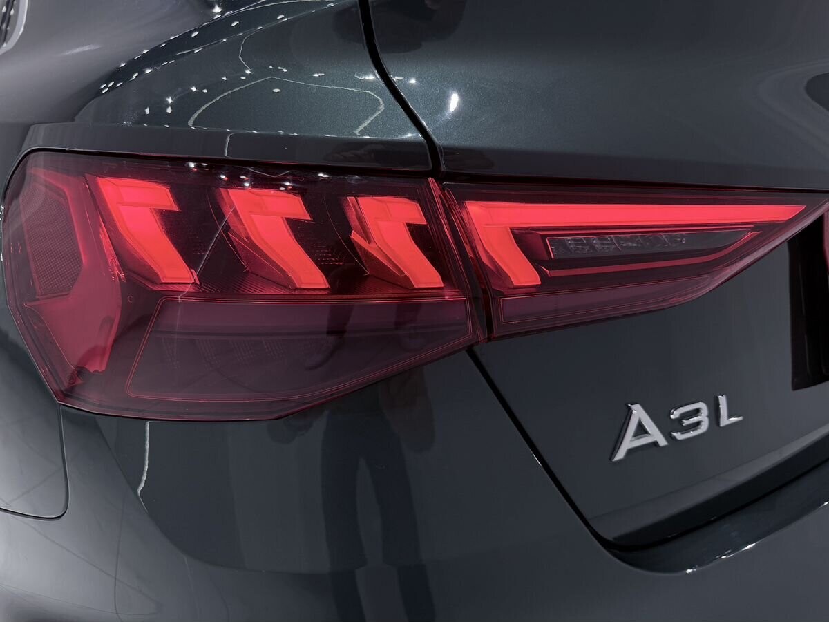 Audi A3 2021 - фото автомобиля