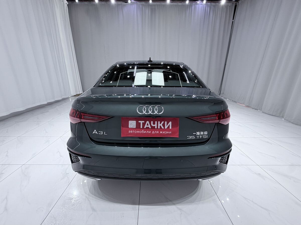 Audi A3 2021 - фото автомобиля