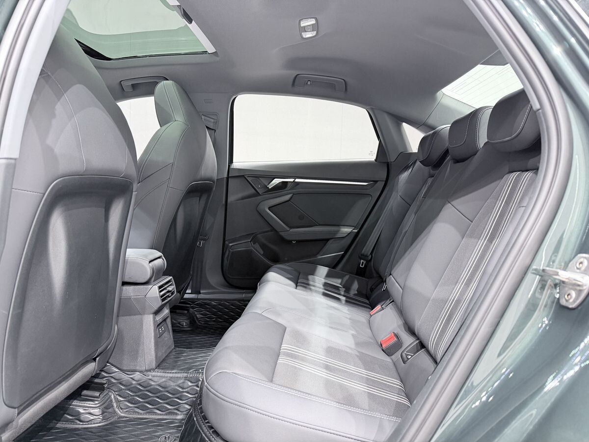 Audi A3 2021 - фото автомобиля