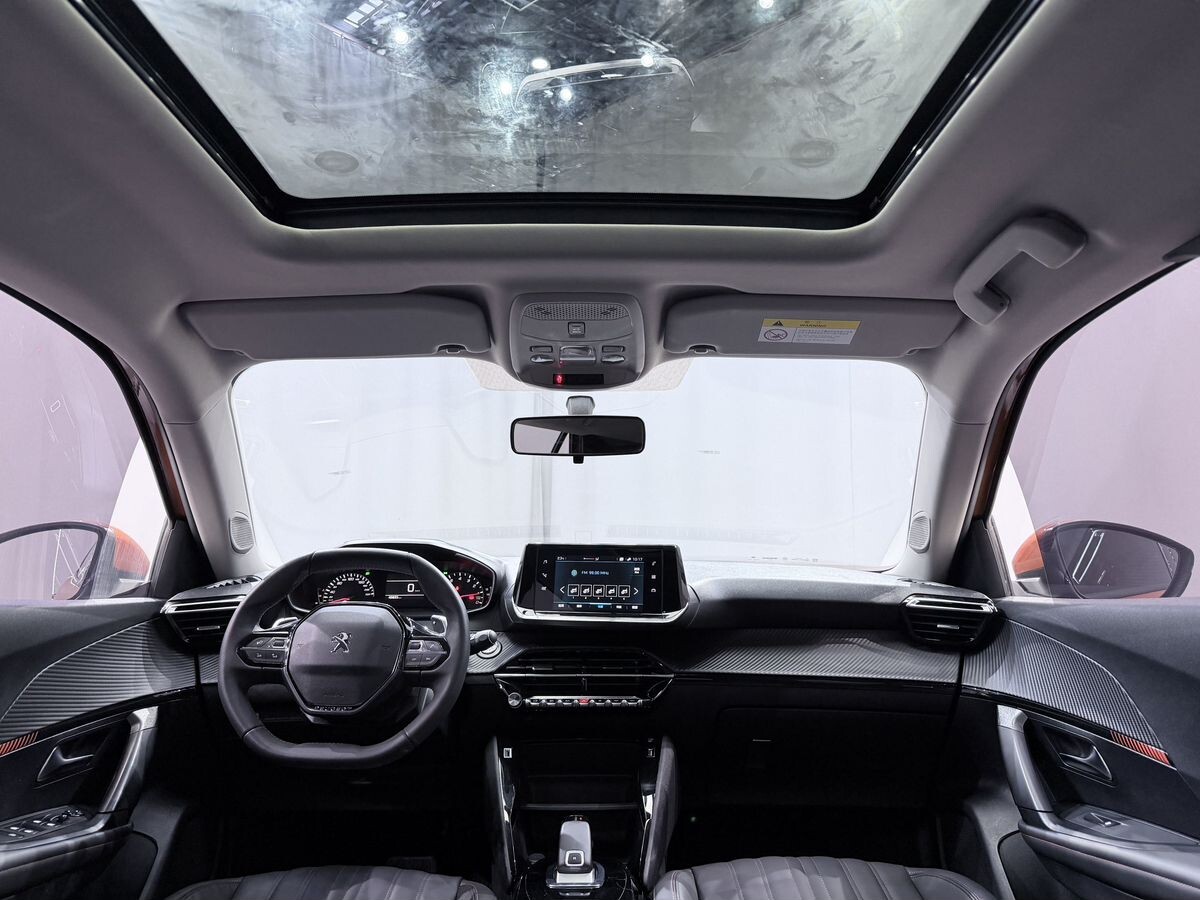 Peugeot 2008 2022 - фото автомобиля