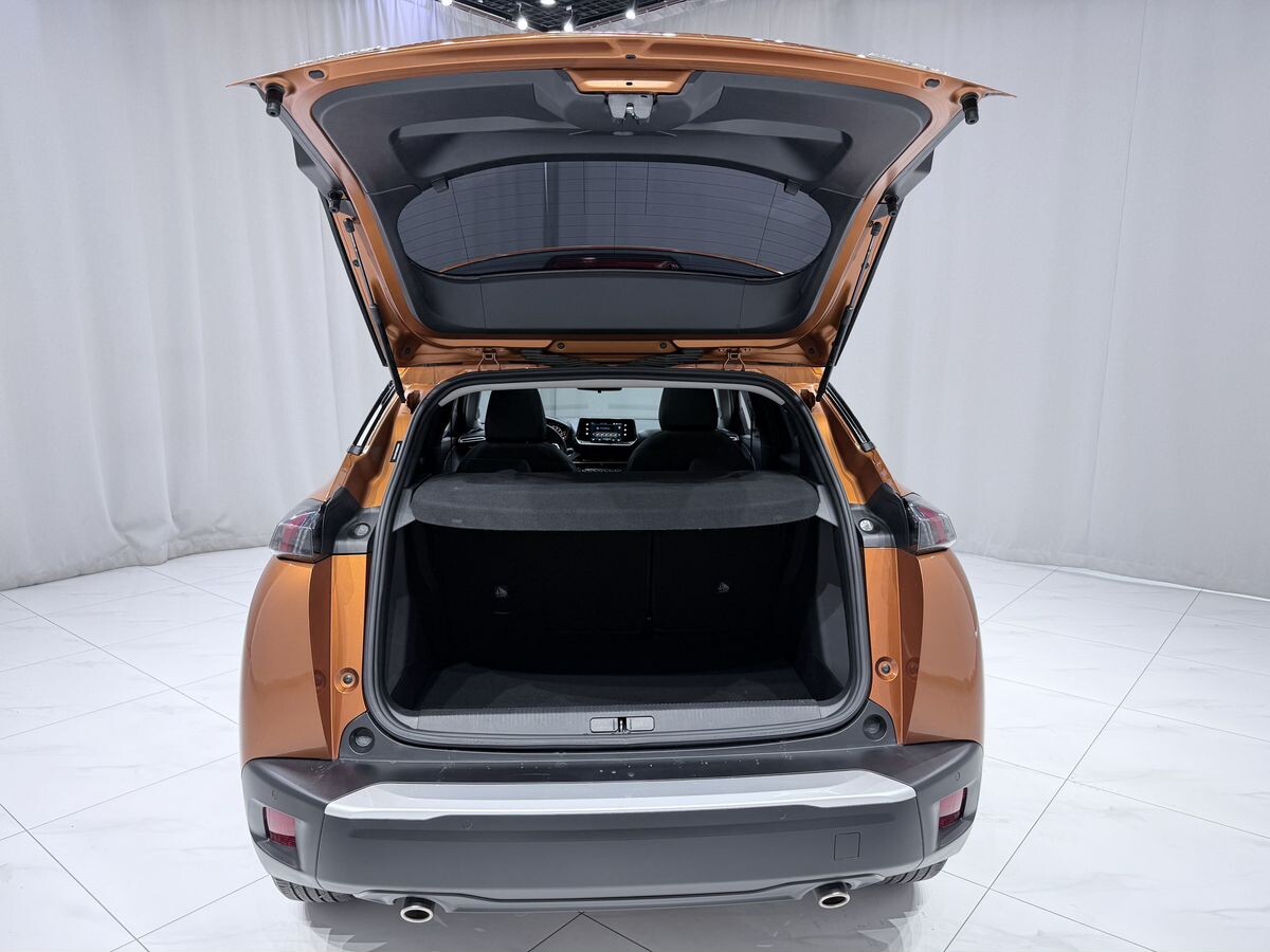 Peugeot 2008 2022 - фото автомобиля