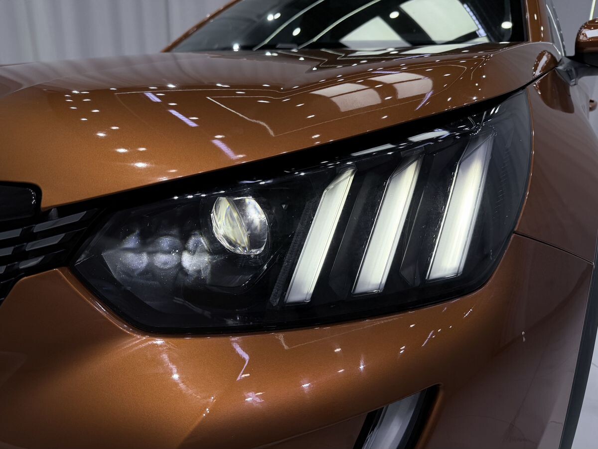Peugeot 2008 2022 - фото автомобиля