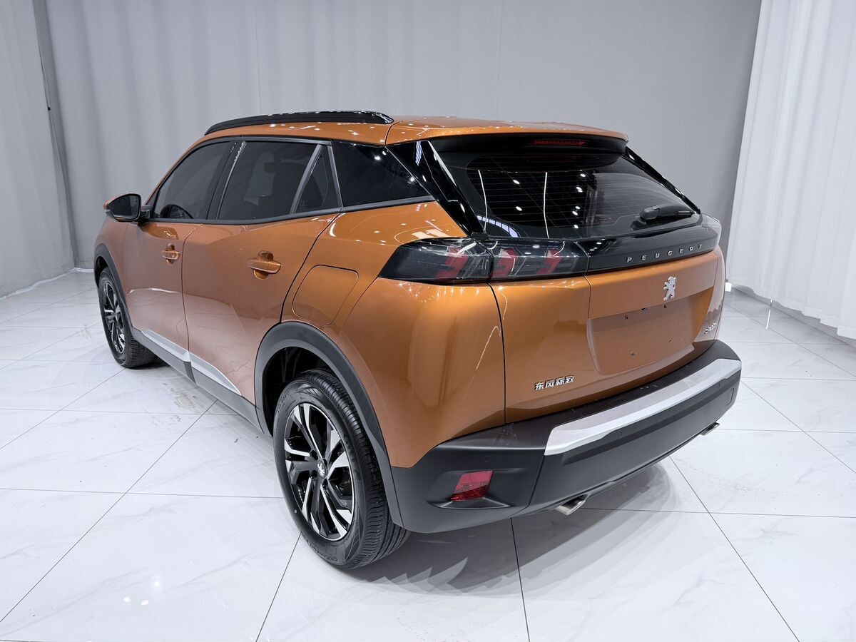 Peugeot 2008 2022 - фото автомобиля