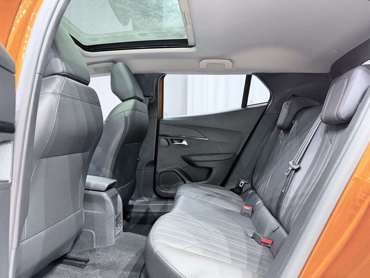 Peugeot 2008 2022 - фото автомобиля