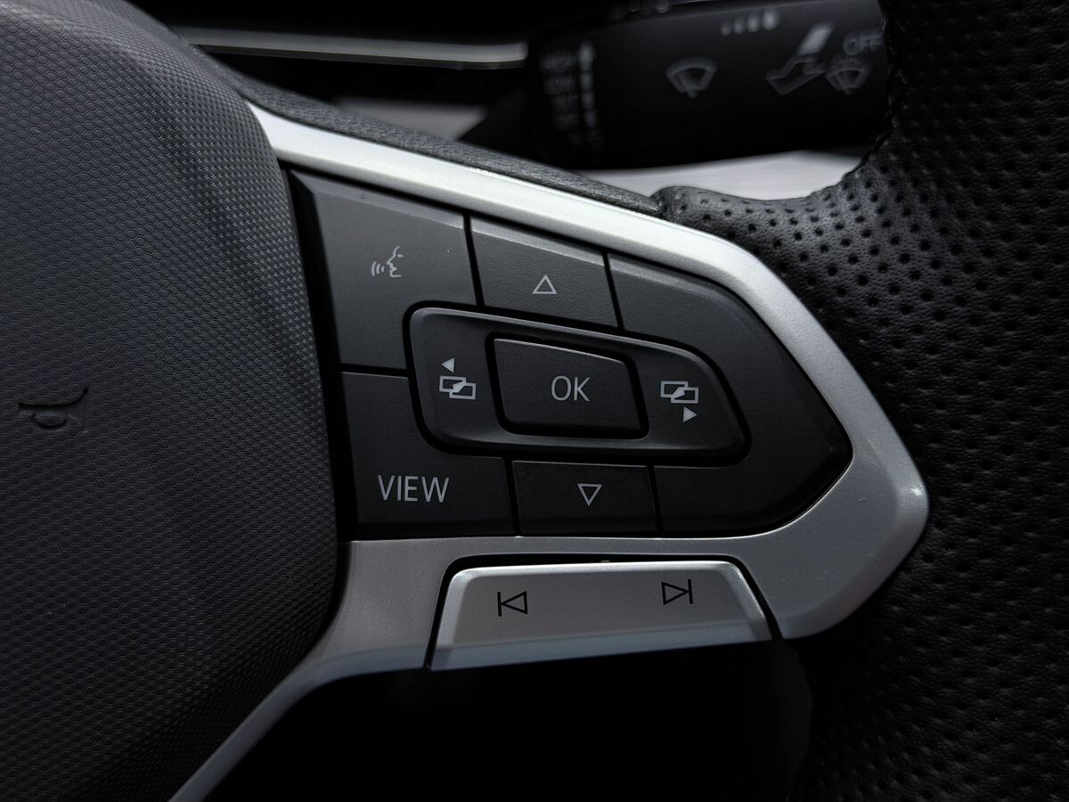 Volkswagen Sagitar L 2022 - фото автомобиля