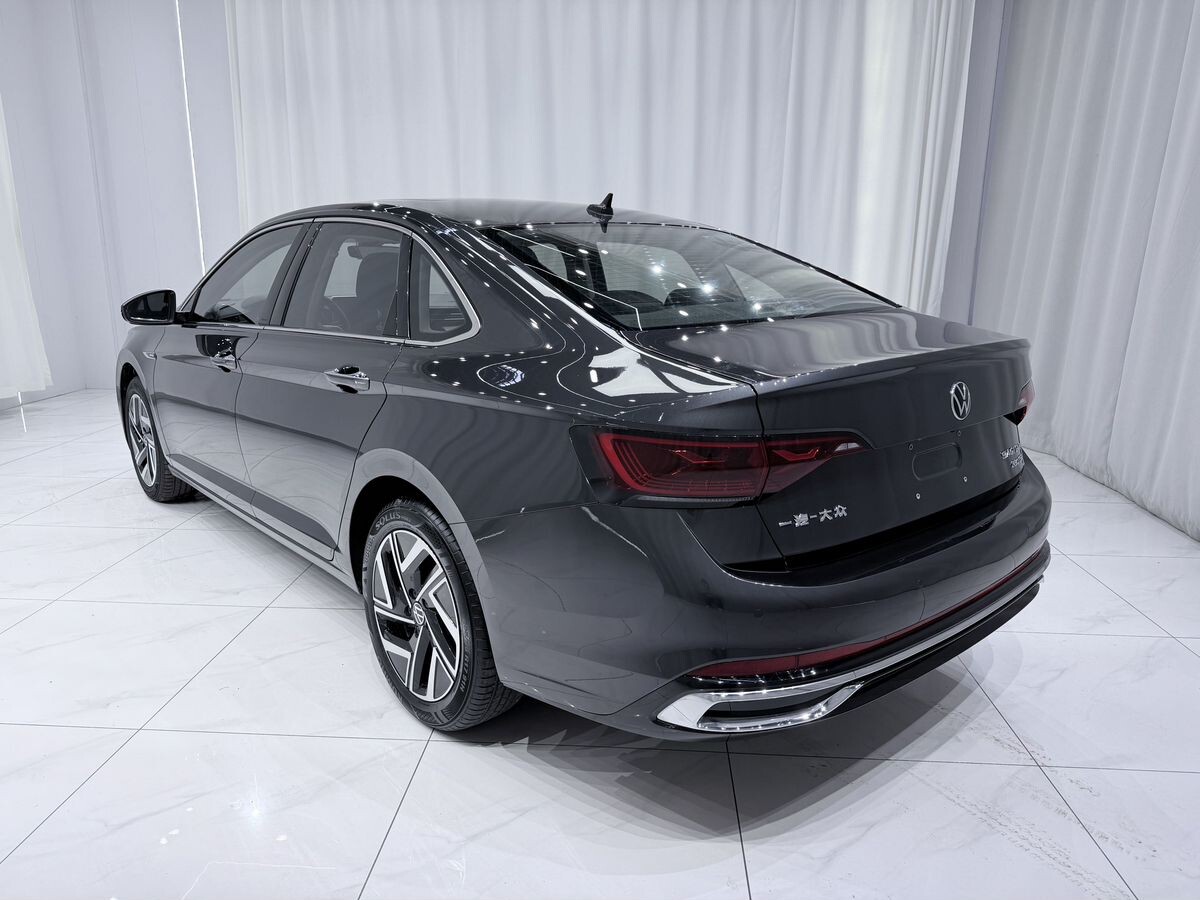 Volkswagen Sagitar L 2022 - фото автомобиля