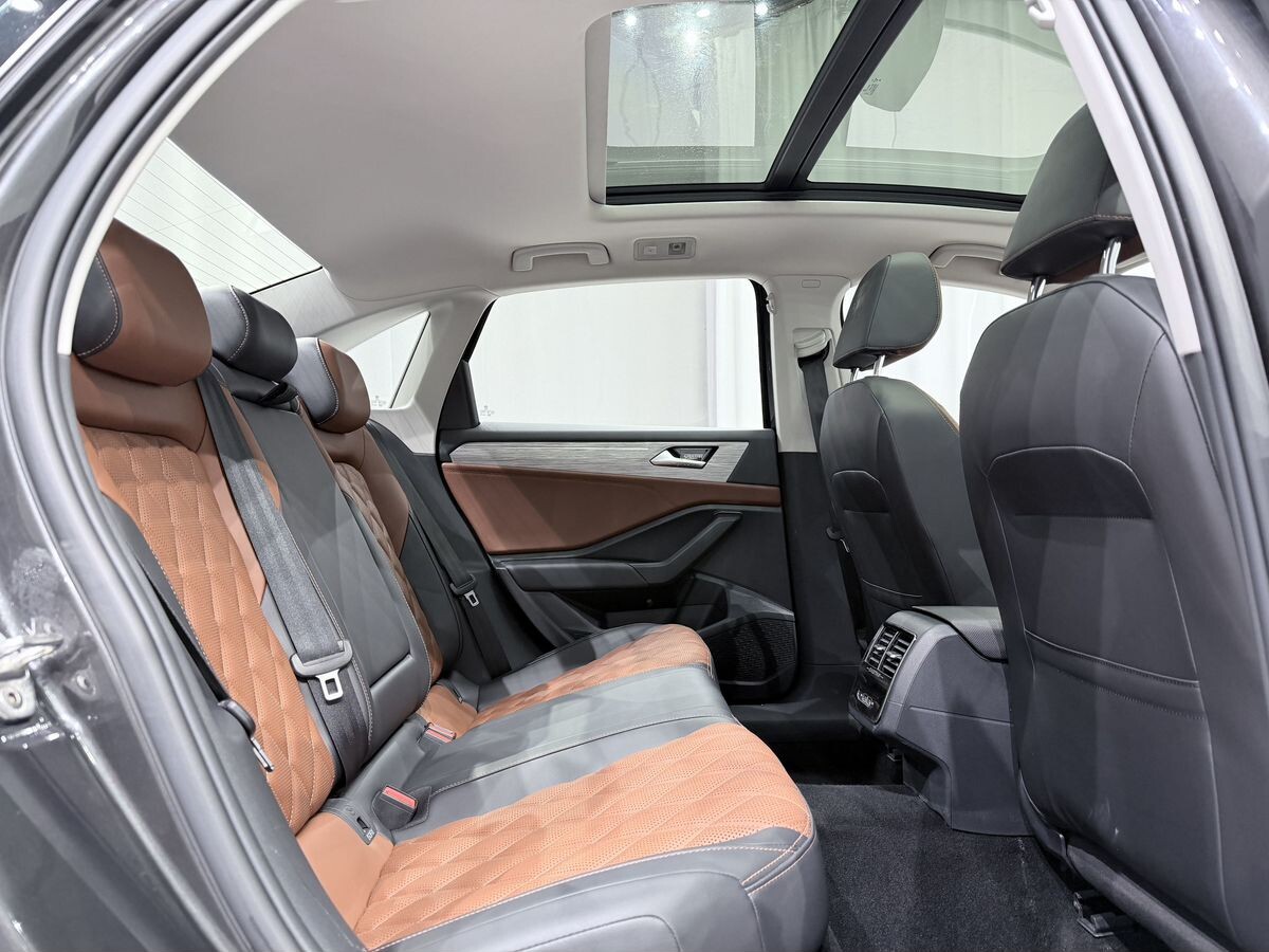 Volkswagen Sagitar L 2022 - фото автомобиля