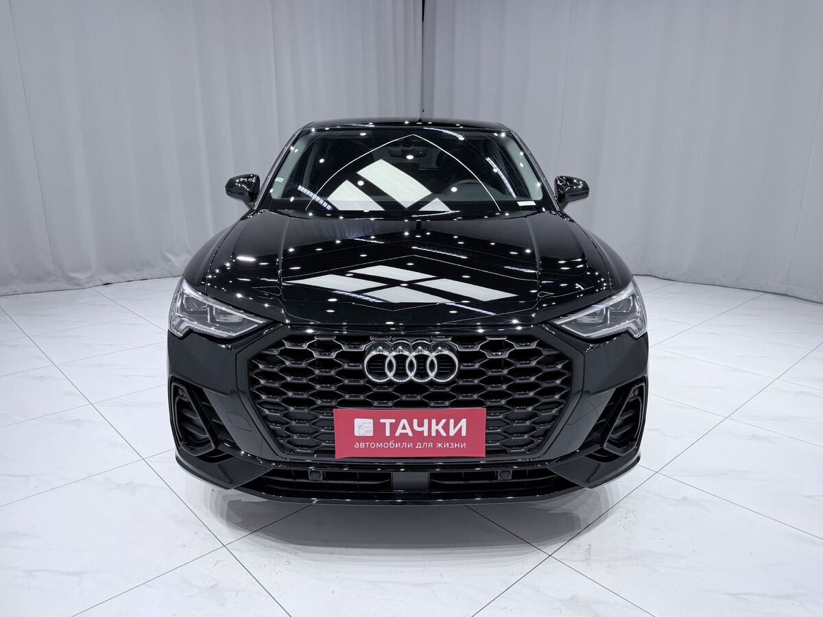 Audi Q3 Sportback 2022 - фото автомобиля