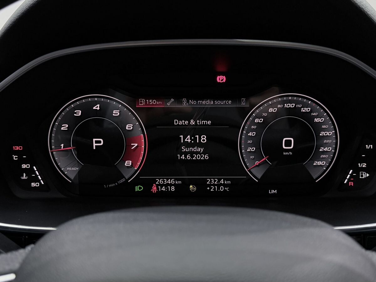 Audi Q3 Sportback 2022 - фото автомобиля