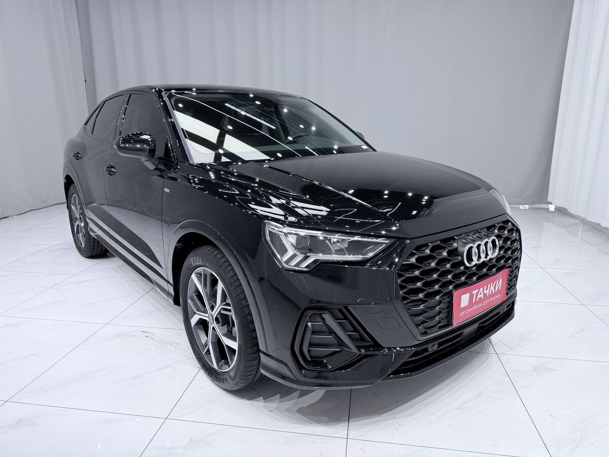 Audi Q3 Sportback 2022 - фото автомобиля