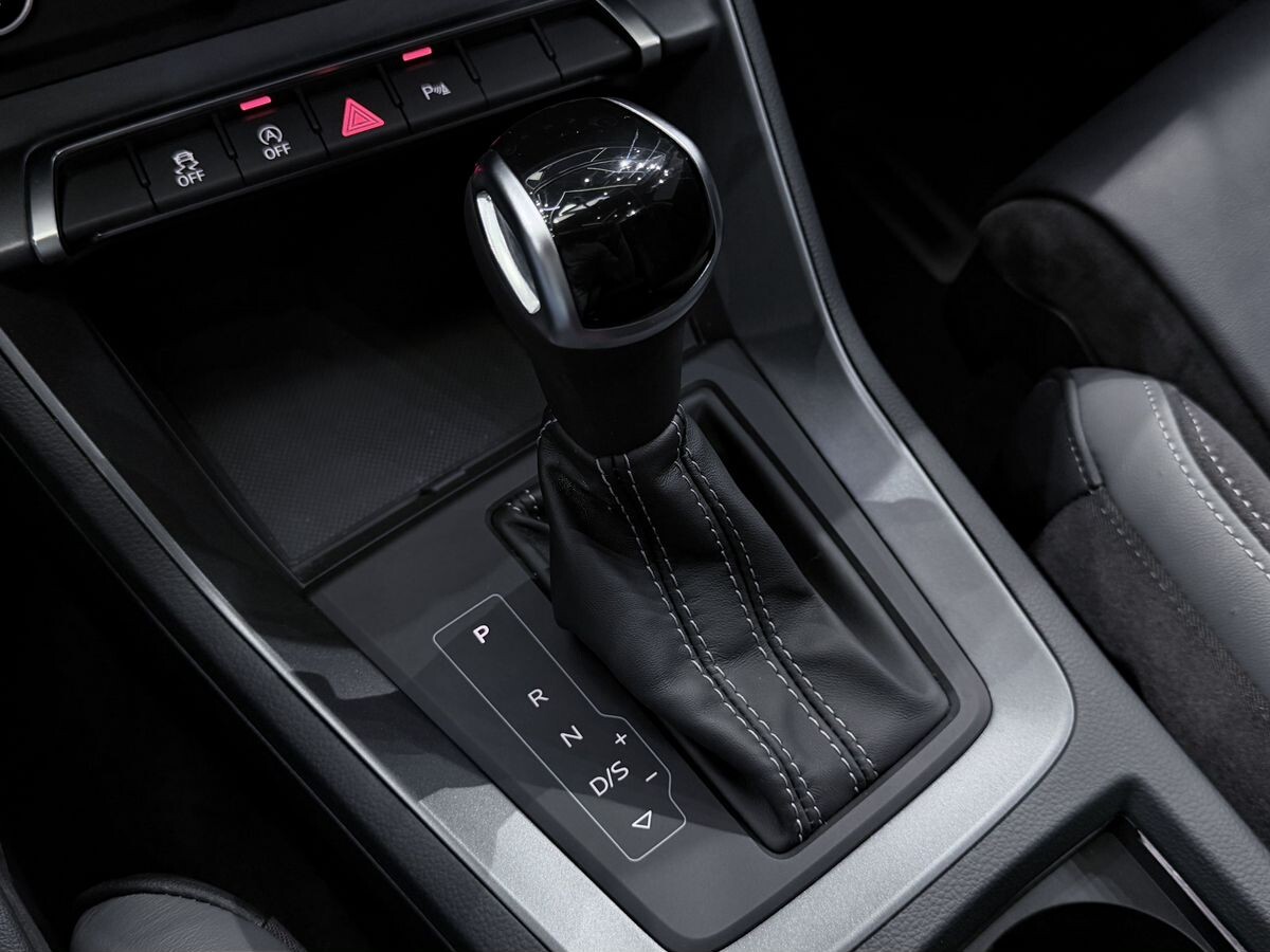 Audi Q3 Sportback 2022 - фото автомобиля