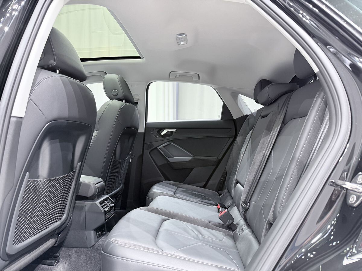 Audi Q3 Sportback 2022 - фото автомобиля