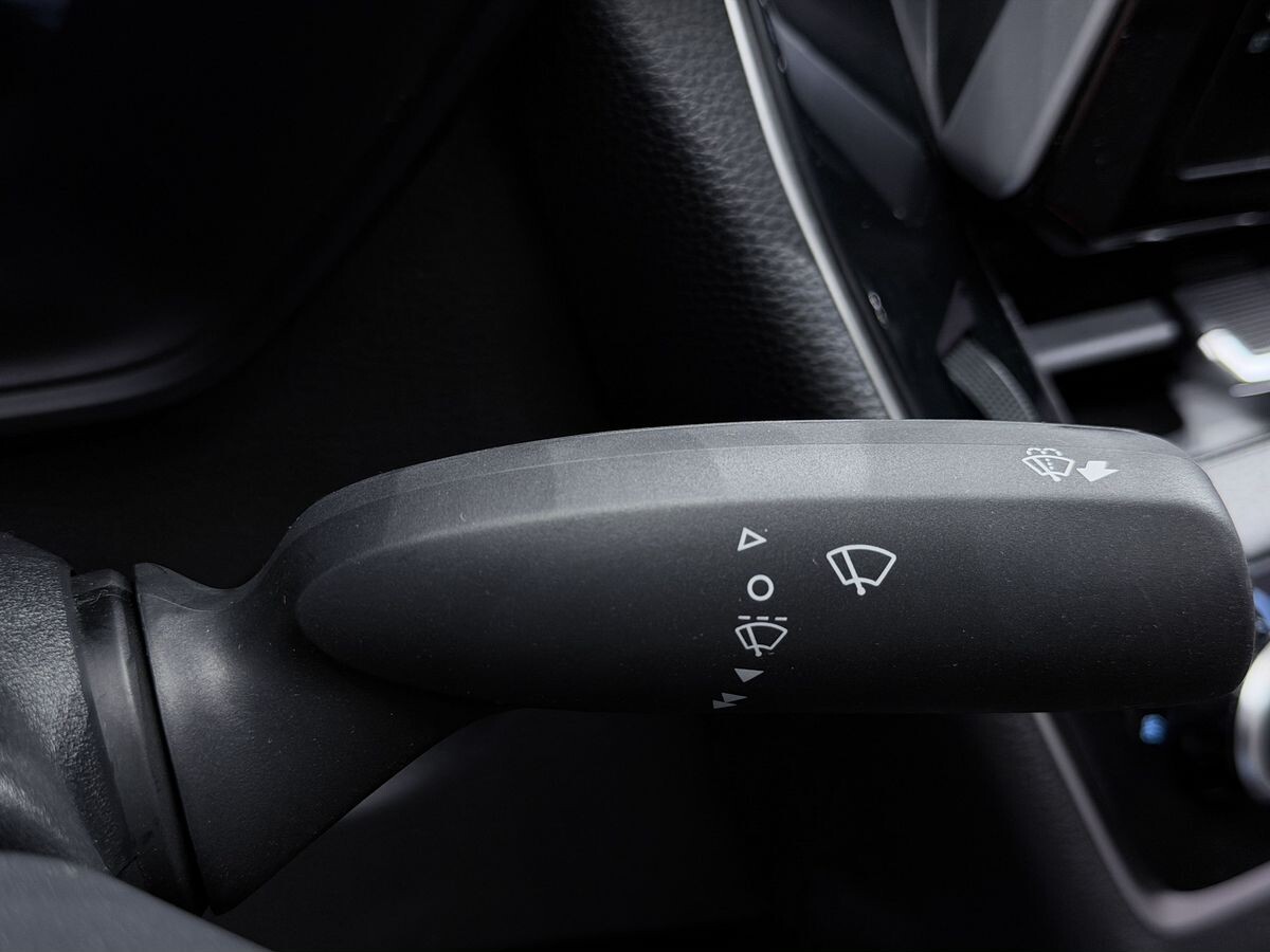 Toyota Levin 2023 - фото автомобиля
