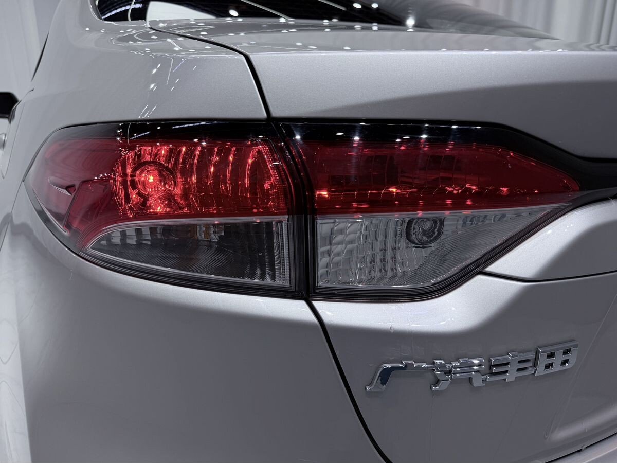 Toyota Levin 2023 - фото автомобиля