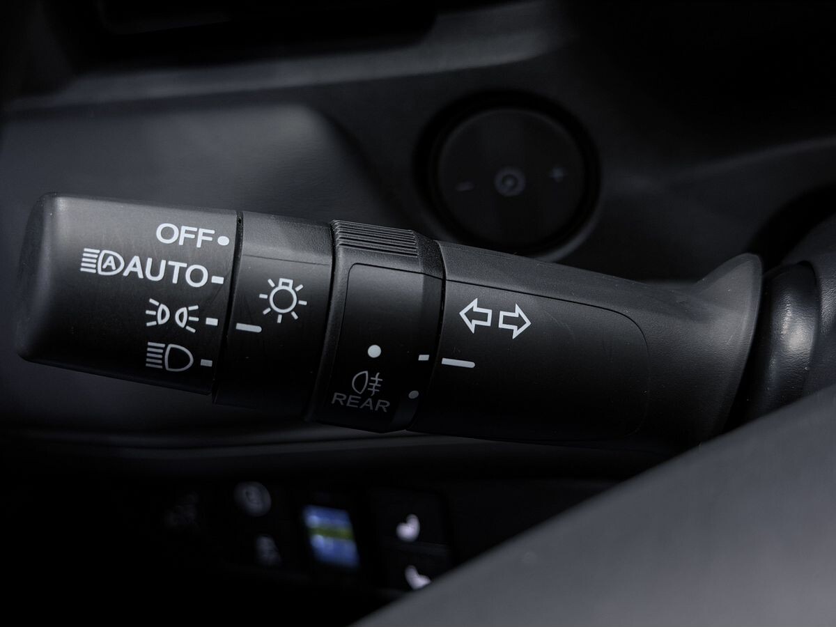 Honda Vezel 2023 - фото автомобиля