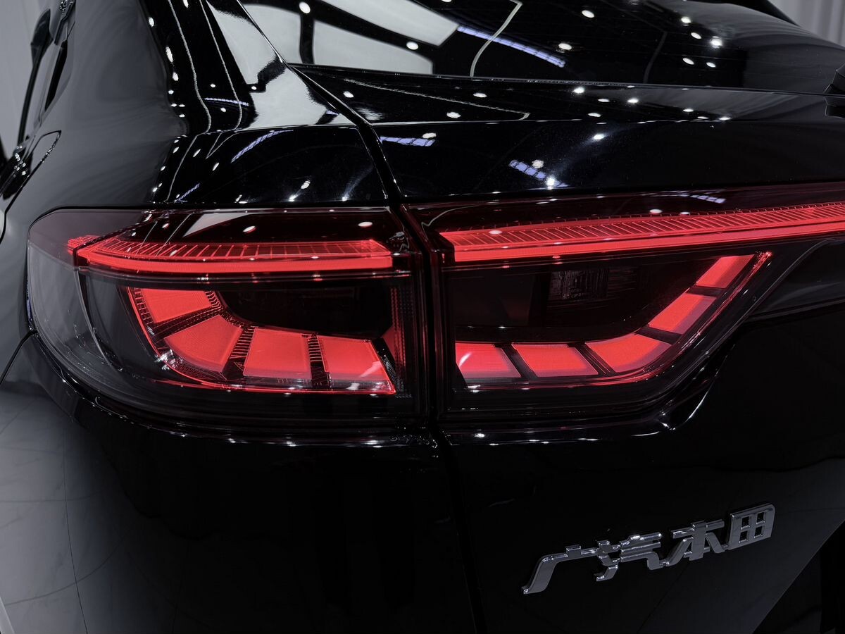 Honda Vezel 2023 - фото автомобиля