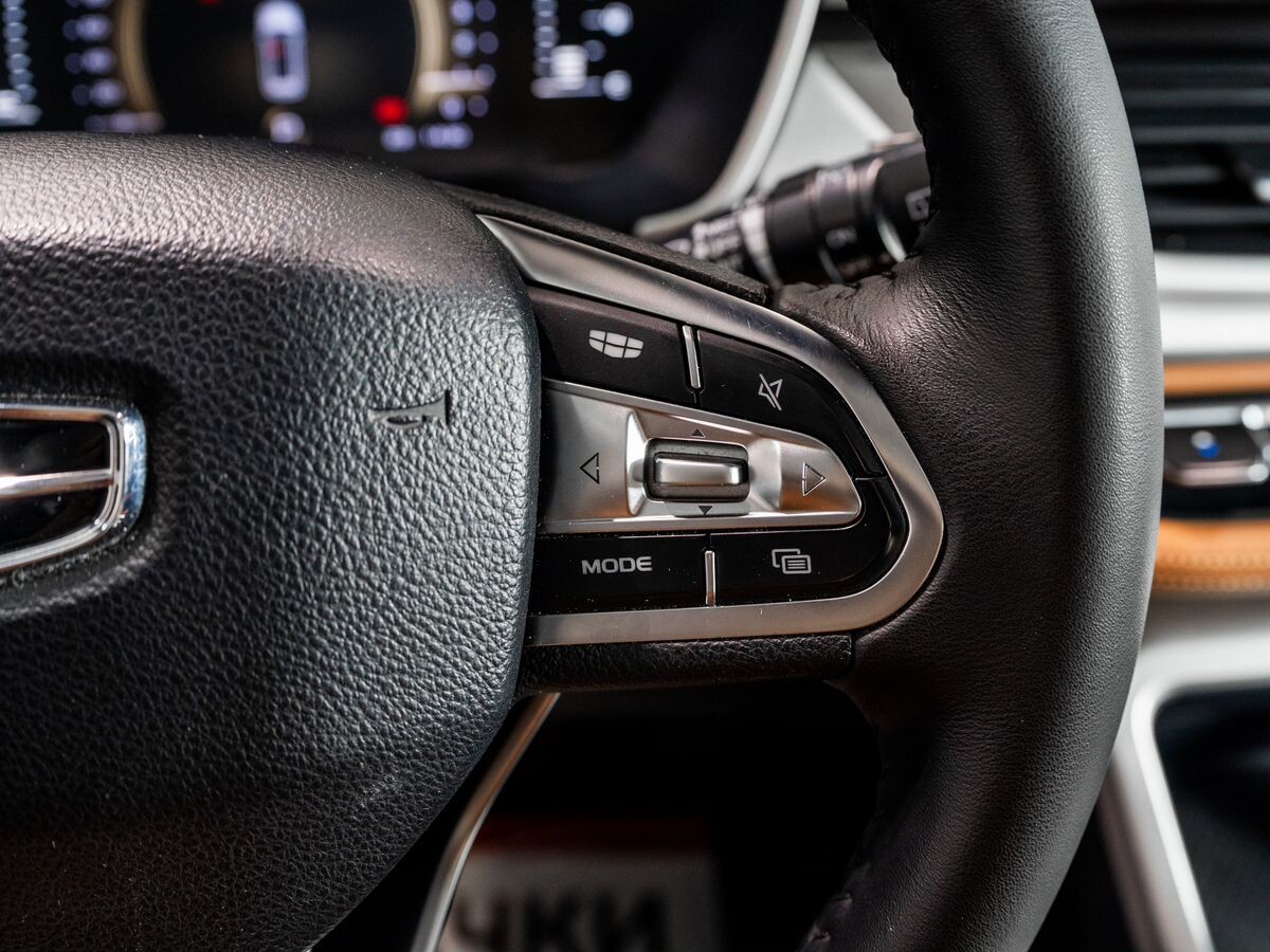 Geely Vision X6 2019 - фото автомобиля