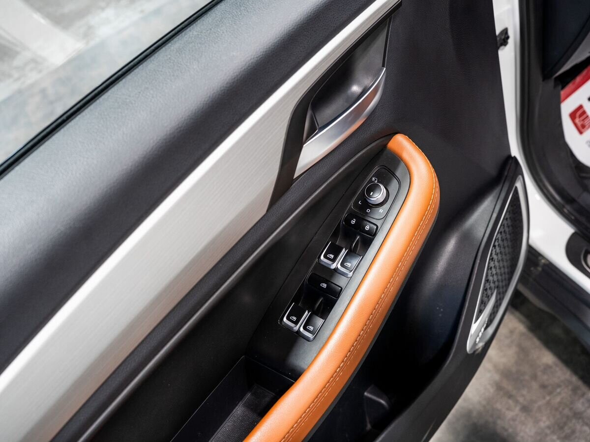 Geely Vision X6 2019 - фото автомобиля