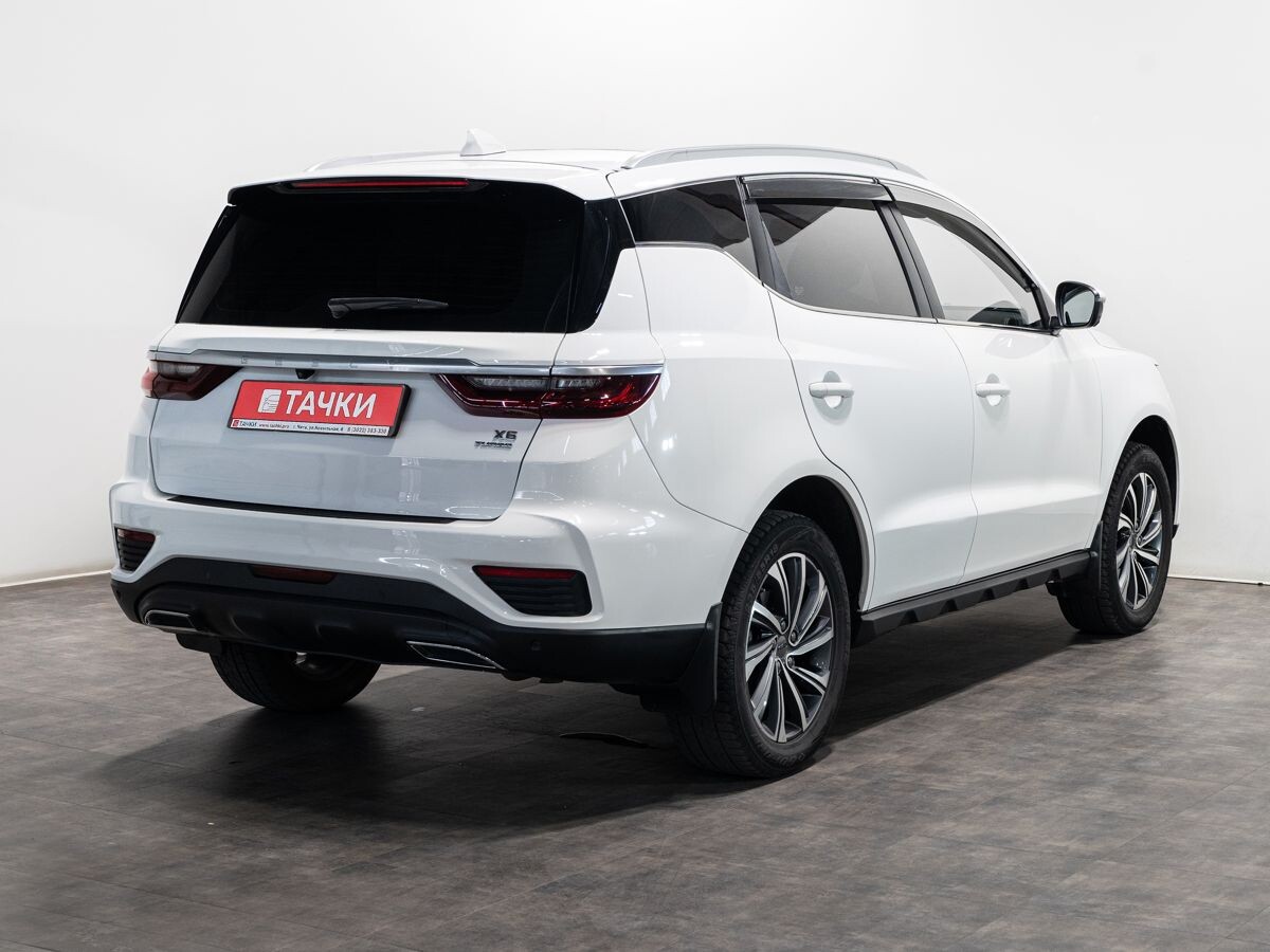 Geely Vision X6 2019 - фото автомобиля