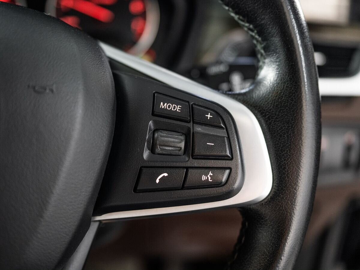 BMW X1 2018 - фото автомобиля