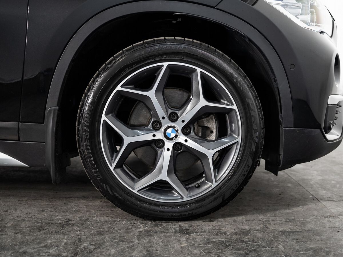BMW X1 2018 - фото автомобиля