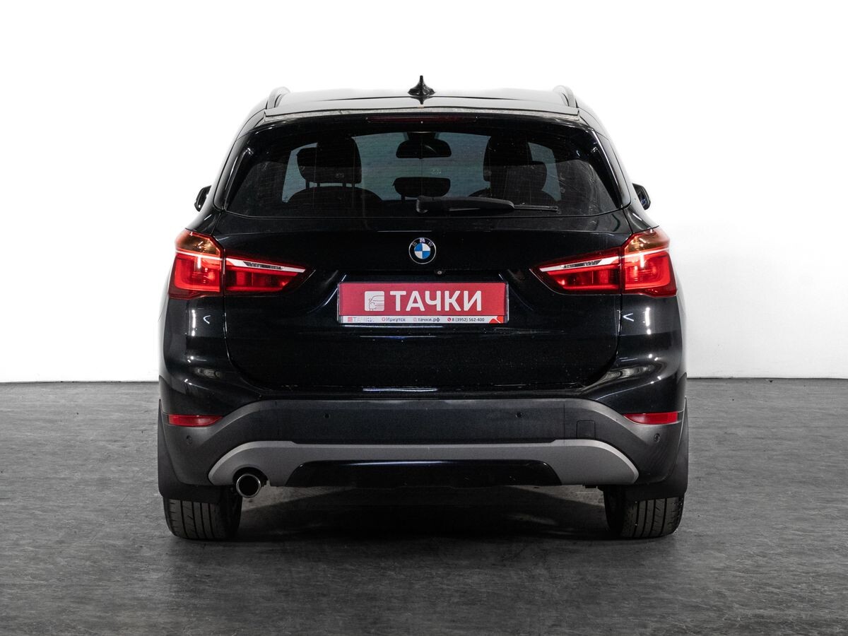 BMW X1 2018 - фото автомобиля