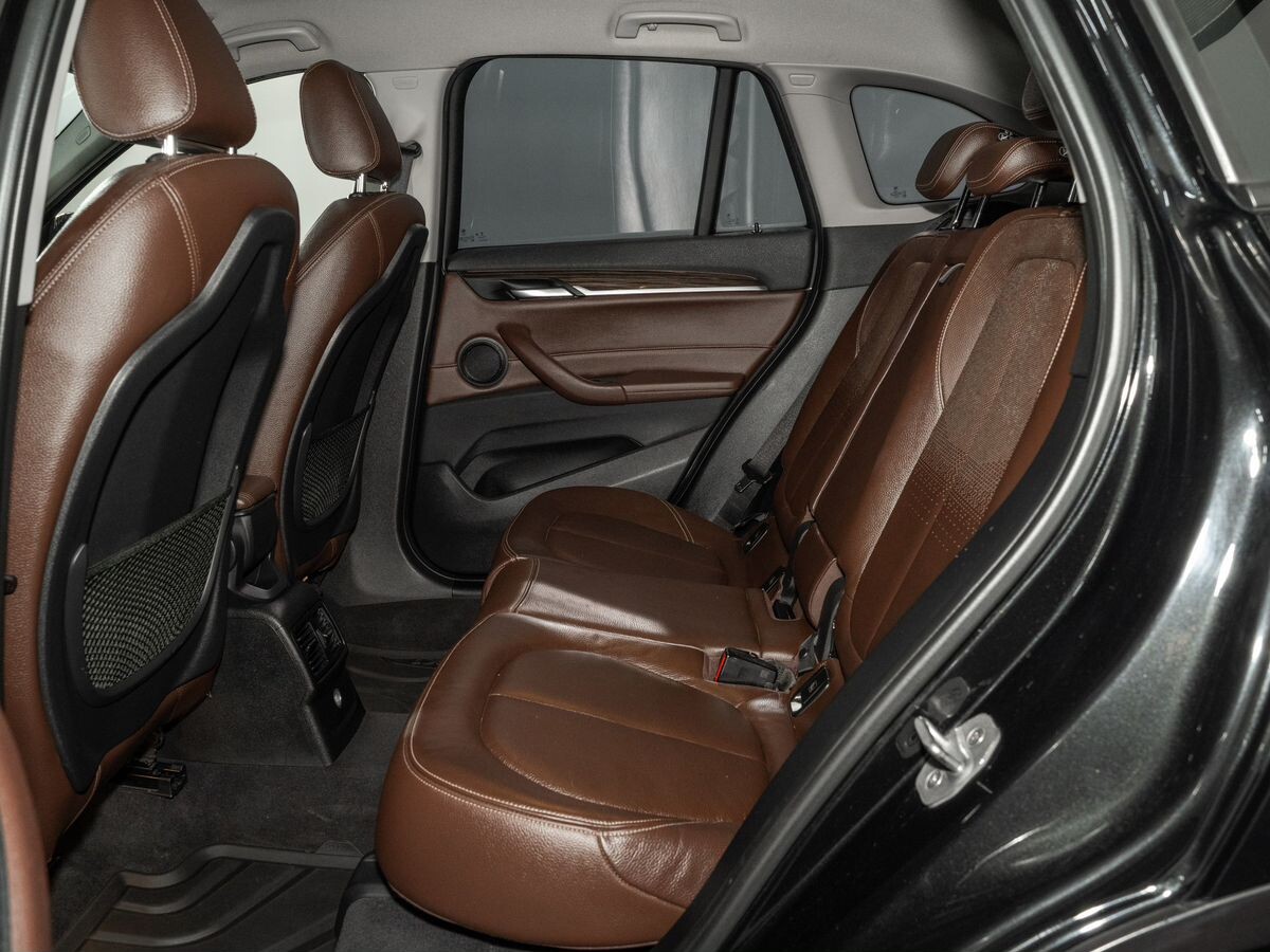 BMW X1 2018 - фото автомобиля